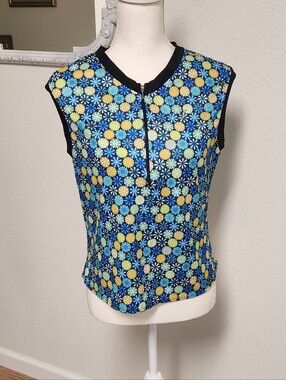 SheBeest Sleeveless Floral Zip-Front Top in Blue